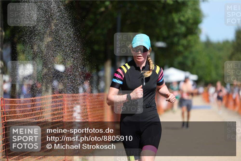 07.09.2025 - 19. Norderstedt Triathlon Michael Strokosch http://msf.ph/oto/8805910 07.09.2025 12:38:20 Laufen 182, 299, 715 meine-sportfotos.de