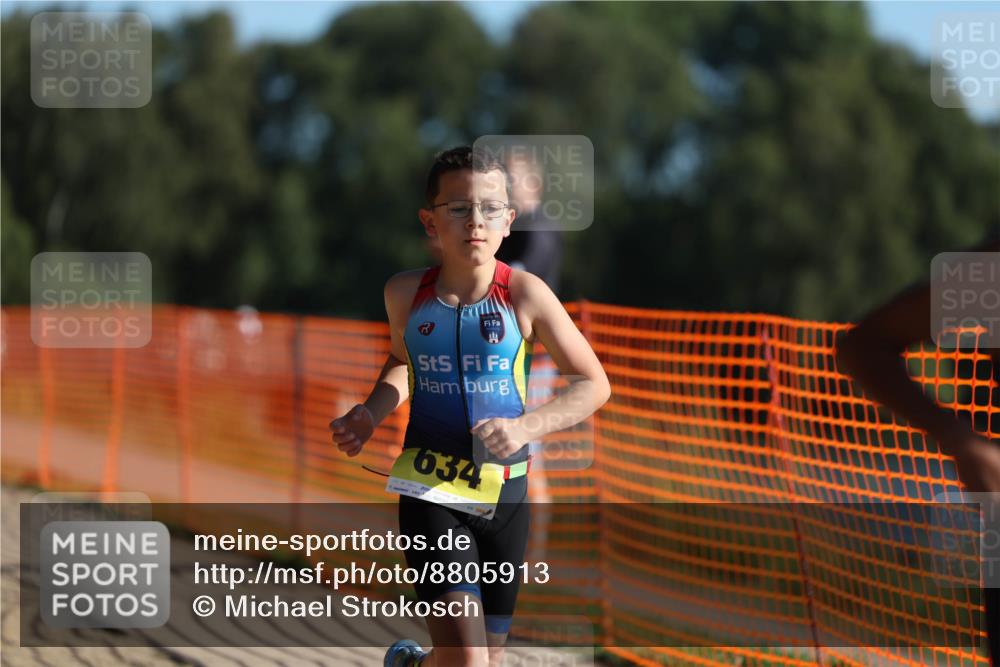 07.09.2025 - 19. Norderstedt Triathlon Michael Strokosch http://msf.ph/oto/8805913 07.09.2025 09:45:59 Laufen 554, 619, 634 meine-sportfotos.de