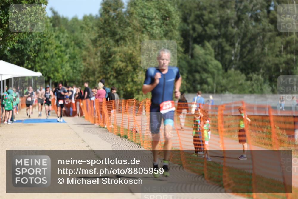 07.09.2025 - 19. Norderstedt Triathlon Michael Strokosch http://msf.ph/oto/8805959 07.09.2025 12:08:32 Laufen 149, 837 meine-sportfotos.de