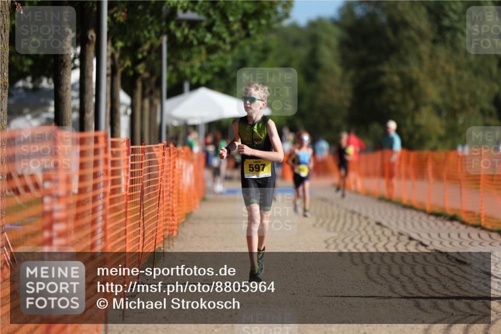 07.09.2025 - 19. Norderstedt Triathlon Michael Strokosch http://msf.ph/oto/8805964 07.09.2025 09:46:10 Laufen 597 meine-sportfotos.de