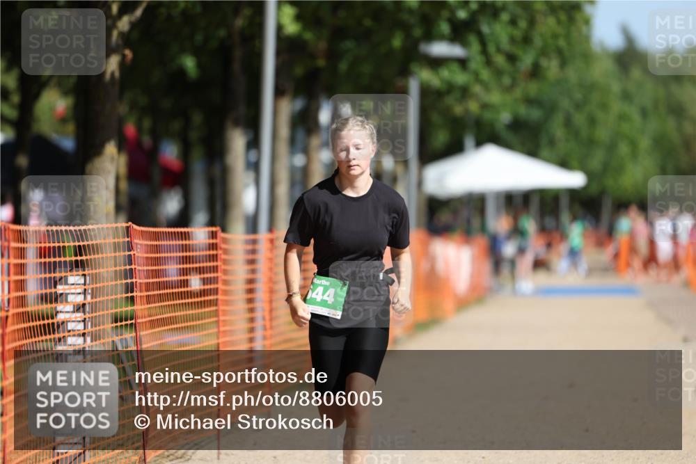 07.09.2025 - 19. Norderstedt Triathlon Michael Strokosch http://msf.ph/oto/8806005 07.09.2025 11:13:18 Laufen 644 meine-sportfotos.de