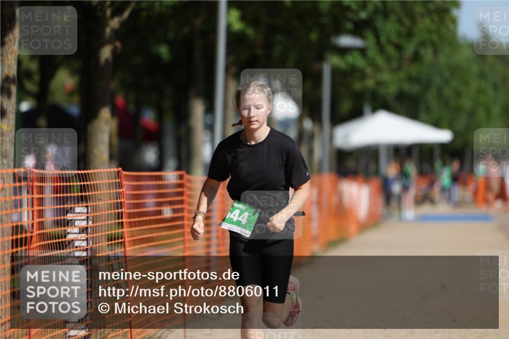 07.09.2025 - 19. Norderstedt Triathlon Michael Strokosch http://msf.ph/oto/8806011 07.09.2025 11:13:18 Laufen 644 meine-sportfotos.de