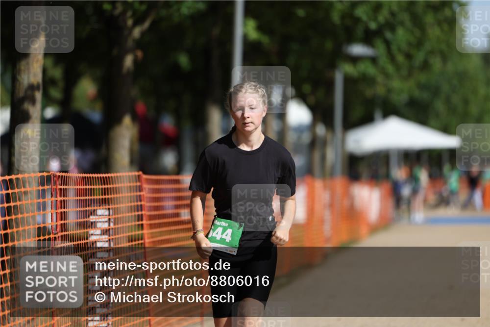 07.09.2025 - 19. Norderstedt Triathlon Michael Strokosch http://msf.ph/oto/8806016 07.09.2025 11:13:19 Laufen 644 meine-sportfotos.de