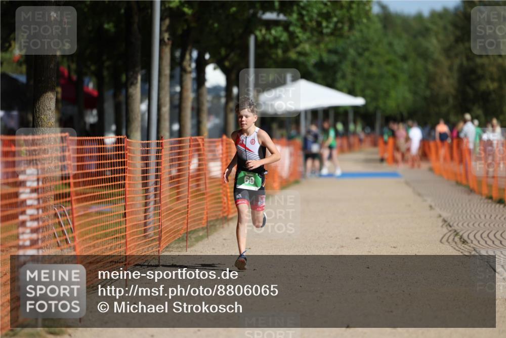 07.09.2025 - 19. Norderstedt Triathlon Michael Strokosch http://msf.ph/oto/8806065 07.09.2025 11:14:08 Laufen 69 meine-sportfotos.de