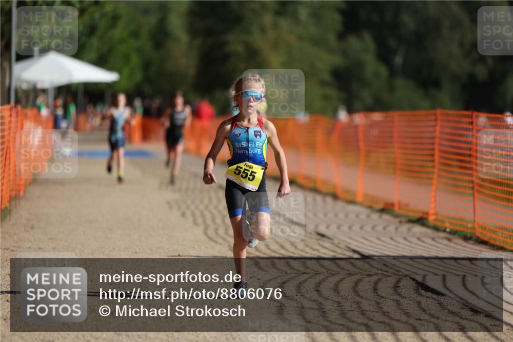 07.09.2025 - 19. Norderstedt Triathlon Michael Strokosch http://msf.ph/oto/8806076 07.09.2025 09:46:16 Laufen 555, 597 meine-sportfotos.de