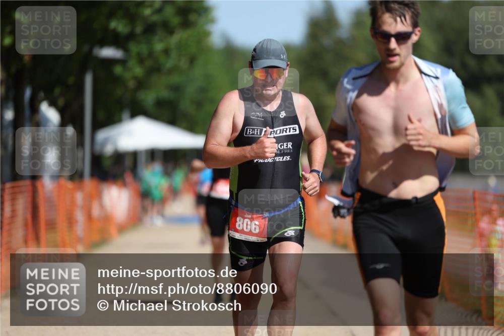 07.09.2025 - 19. Norderstedt Triathlon Michael Strokosch http://msf.ph/oto/8806090 07.09.2025 12:08:53 Laufen 185, 253, 806, 1244 meine-sportfotos.de