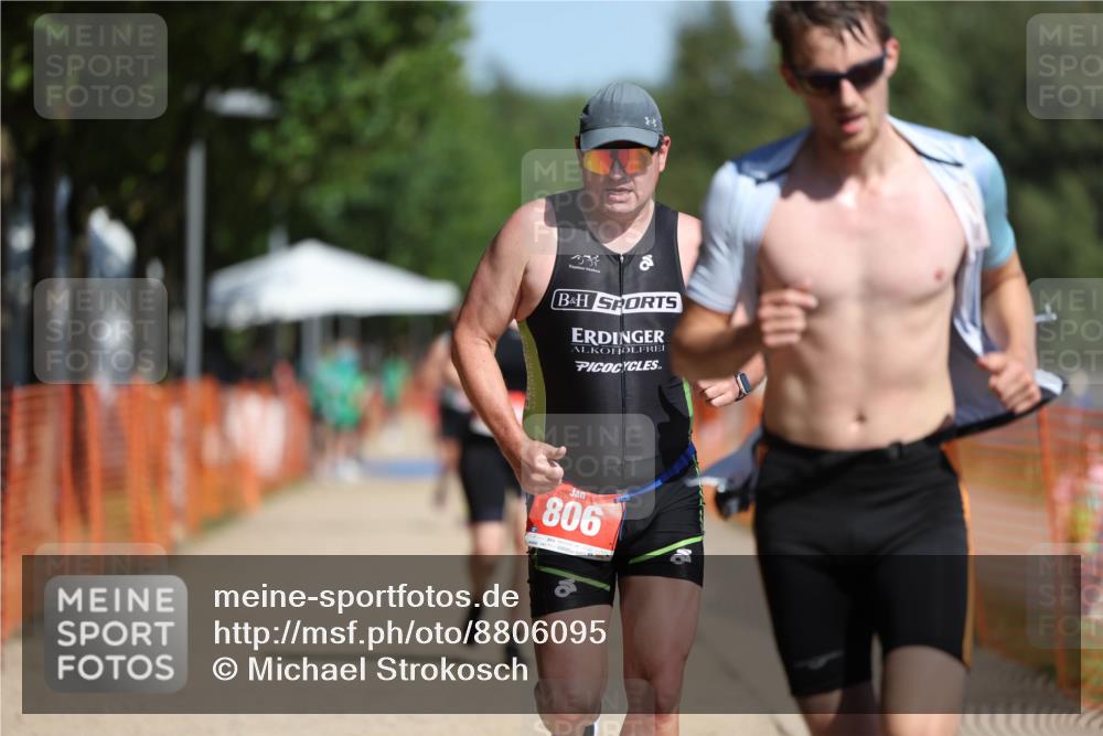 07.09.2025 - 19. Norderstedt Triathlon Michael Strokosch http://msf.ph/oto/8806095 07.09.2025 12:08:53 Laufen 185, 253, 806, 1244 meine-sportfotos.de