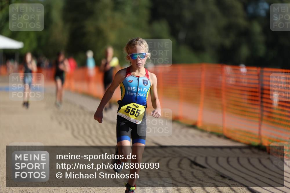 07.09.2025 - 19. Norderstedt Triathlon Michael Strokosch http://msf.ph/oto/8806099 07.09.2025 09:46:17 Laufen 555, 584, 597 meine-sportfotos.de