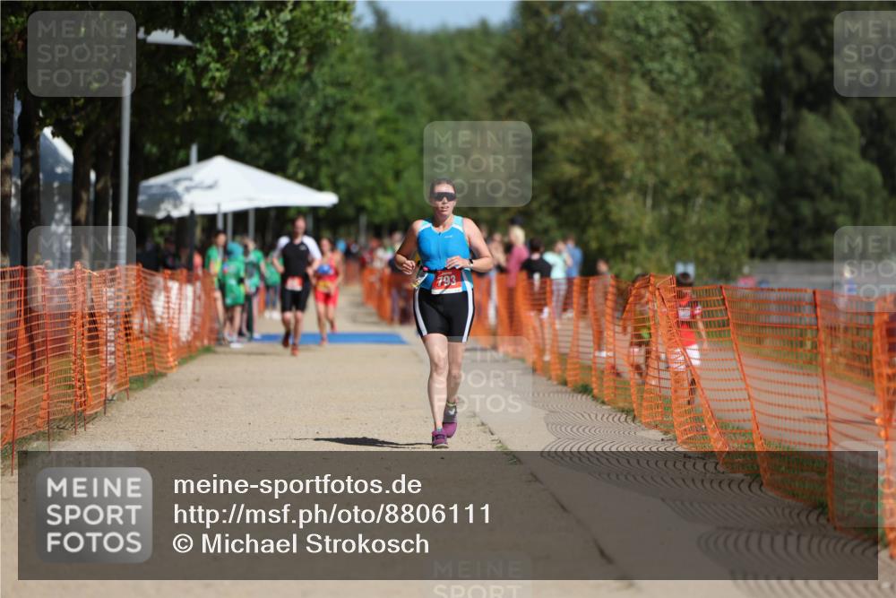07.09.2025 - 19. Norderstedt Triathlon Michael Strokosch http://msf.ph/oto/8806111 07.09.2025 12:08:58 Laufen 793, 806, 1244 meine-sportfotos.de