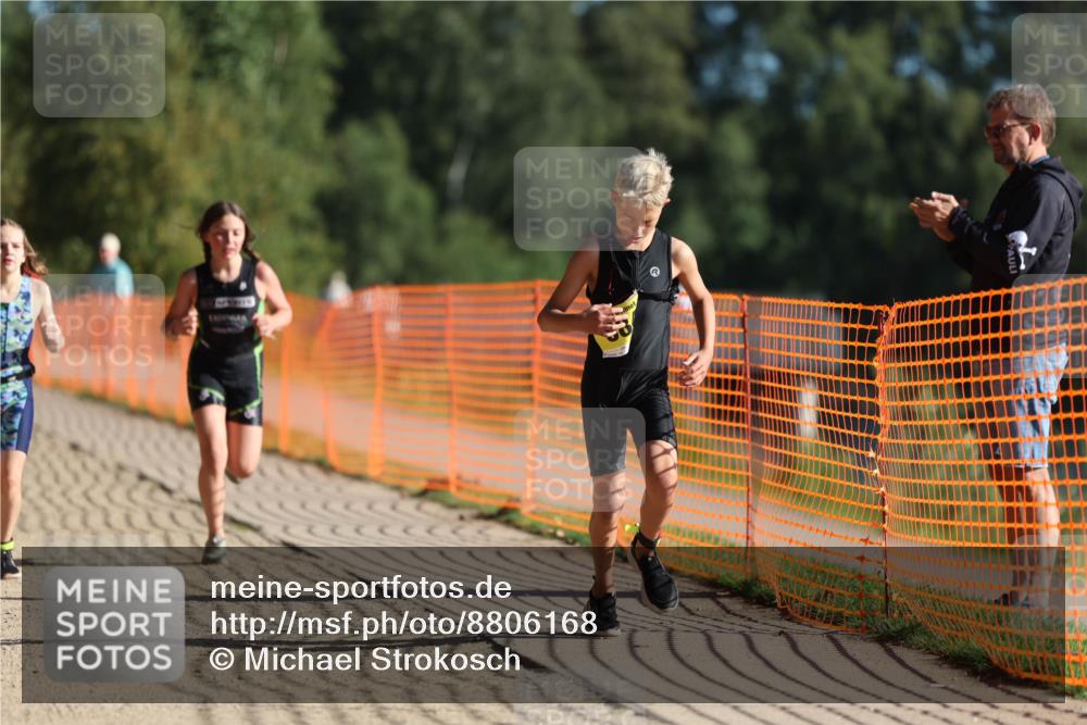 07.09.2025 - 19. Norderstedt Triathlon Michael Strokosch http://msf.ph/oto/8806168 07.09.2025 09:46:22 Laufen 555, 565, 584, 599 meine-sportfotos.de