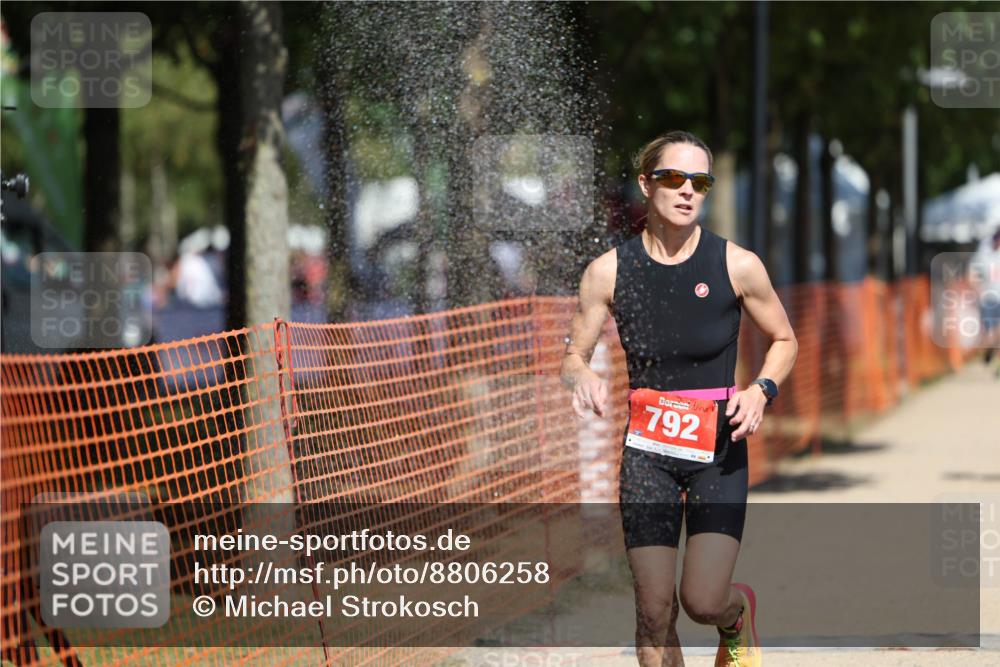 07.09.2025 - 19. Norderstedt Triathlon Michael Strokosch http://msf.ph/oto/8806258 07.09.2025 12:39:02 Laufen 165, 273, 724, 792 meine-sportfotos.de
