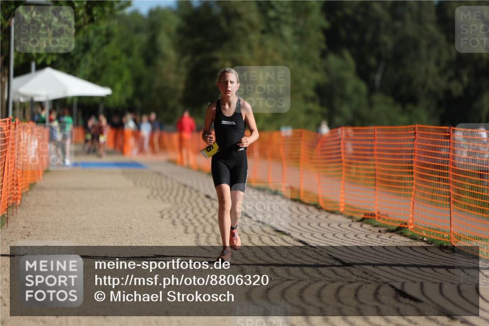 07.09.2025 - 19. Norderstedt Triathlon Michael Strokosch http://msf.ph/oto/8806320 07.09.2025 09:46:35 Laufen 616 meine-sportfotos.de