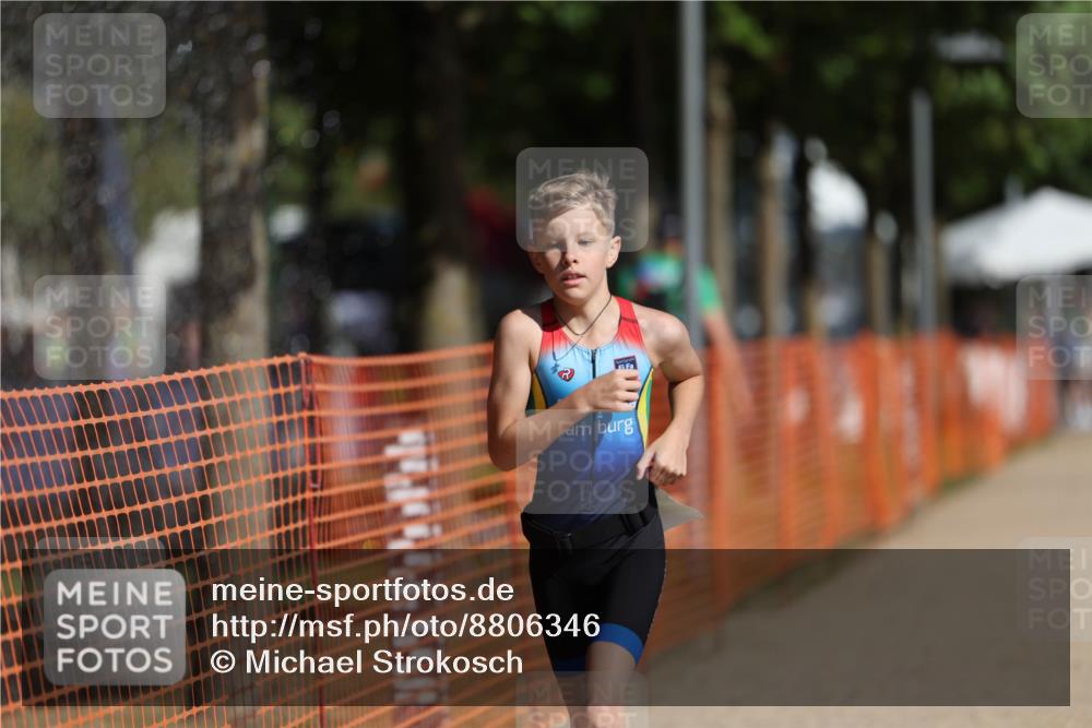 07.09.2025 - 19. Norderstedt Triathlon Michael Strokosch http://msf.ph/oto/8806346 07.09.2025 11:15:07 Laufen 98 meine-sportfotos.de