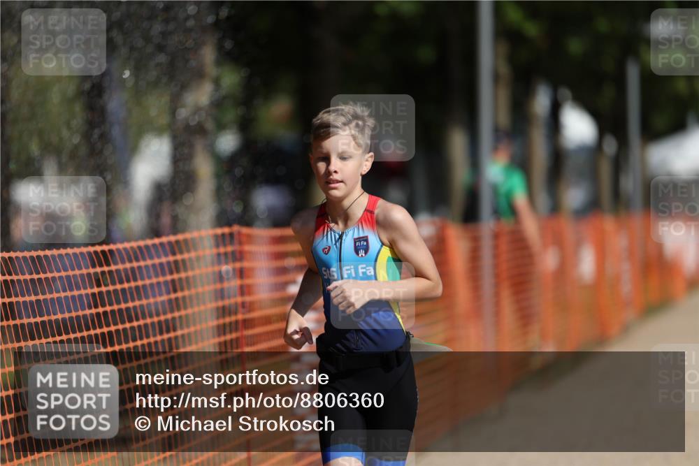 07.09.2025 - 19. Norderstedt Triathlon Michael Strokosch http://msf.ph/oto/8806360 07.09.2025 11:15:08 Laufen 98 meine-sportfotos.de