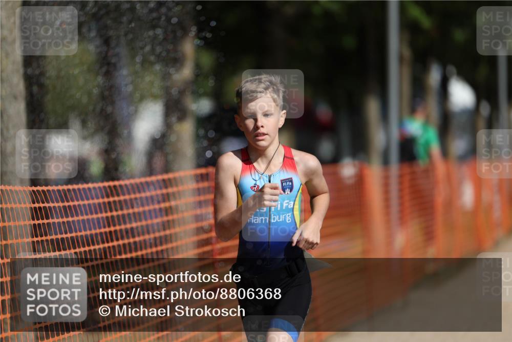 07.09.2025 - 19. Norderstedt Triathlon Michael Strokosch http://msf.ph/oto/8806368 07.09.2025 11:15:08 Laufen 98 meine-sportfotos.de