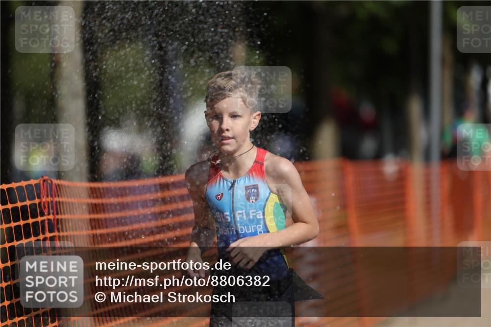 07.09.2025 - 19. Norderstedt Triathlon Michael Strokosch http://msf.ph/oto/8806382 07.09.2025 11:15:09 Laufen 98 meine-sportfotos.de
