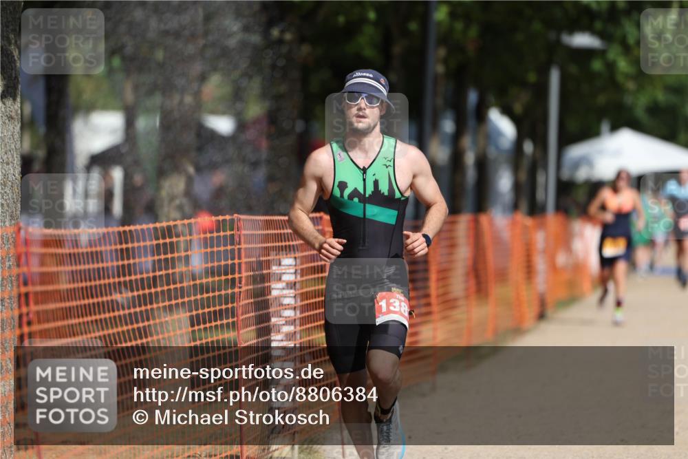 07.09.2025 - 19. Norderstedt Triathlon Michael Strokosch http://msf.ph/oto/8806384 07.09.2025 12:09:39 Laufen 1195, 1383 meine-sportfotos.de