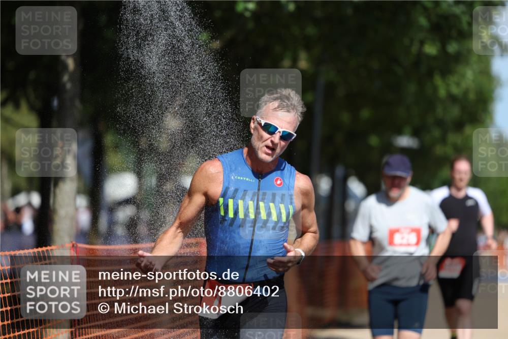 07.09.2025 - 19. Norderstedt Triathlon Michael Strokosch http://msf.ph/oto/8806402 07.09.2025 12:39:13 Laufen 791, 826, 849 meine-sportfotos.de
