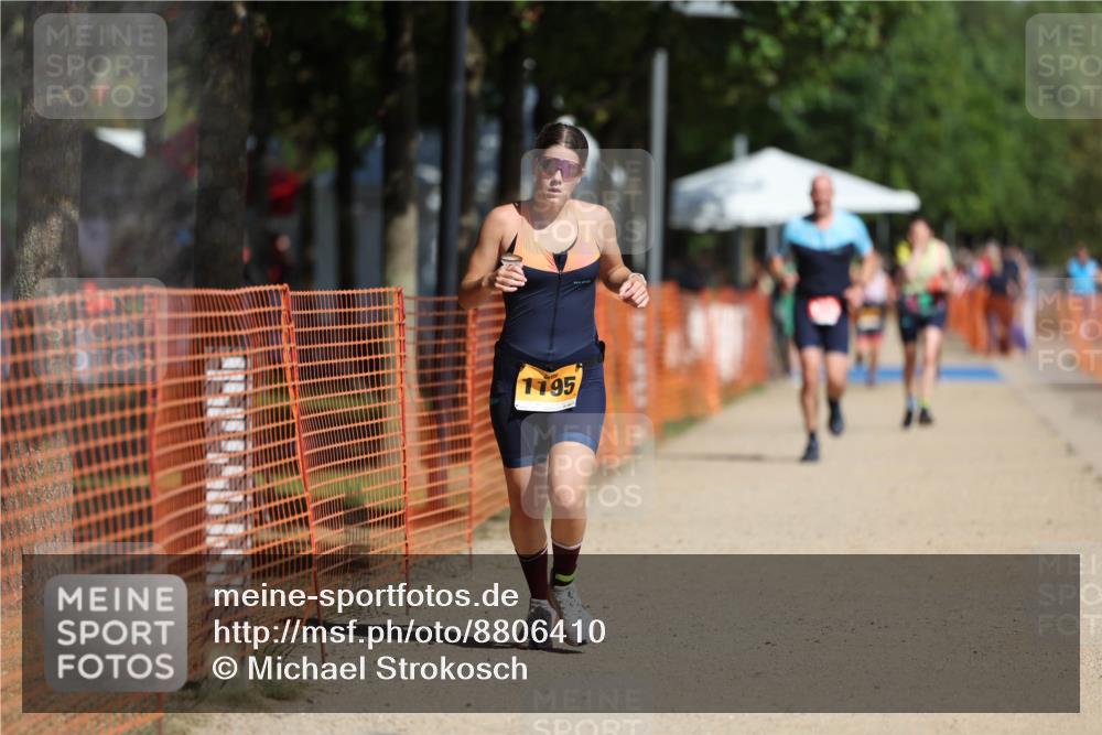 07.09.2025 - 19. Norderstedt Triathlon Michael Strokosch http://msf.ph/oto/8806410 07.09.2025 12:09:45 Laufen 1195, 1319 meine-sportfotos.de