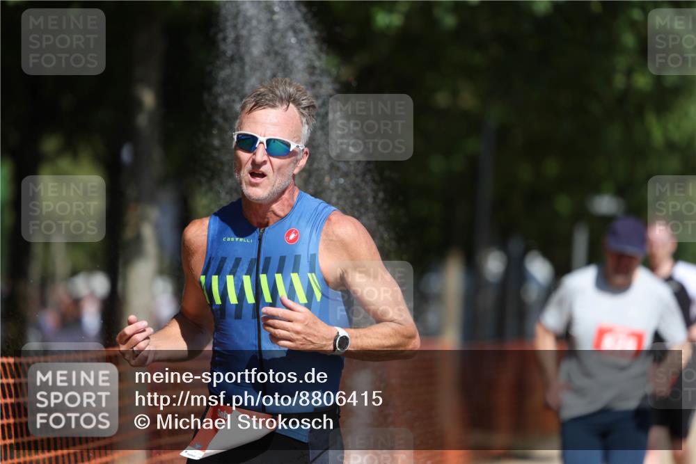 07.09.2025 - 19. Norderstedt Triathlon Michael Strokosch http://msf.ph/oto/8806415 07.09.2025 12:39:14 Laufen 791, 826, 849 meine-sportfotos.de
