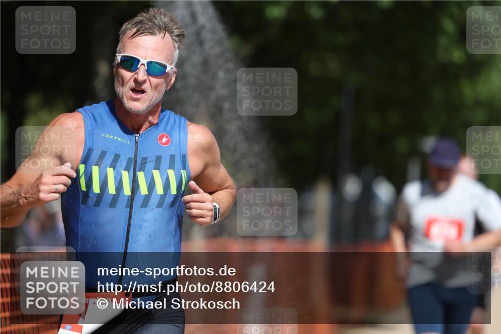 07.09.2025 - 19. Norderstedt Triathlon Michael Strokosch http://msf.ph/oto/8806424 07.09.2025 12:39:14 Laufen 791, 826, 849 meine-sportfotos.de
