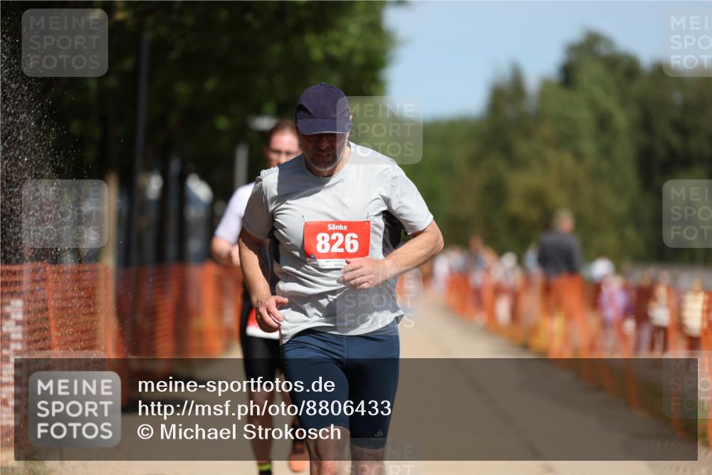 07.09.2025 - 19. Norderstedt Triathlon Michael Strokosch http://msf.ph/oto/8806433 07.09.2025 12:39:15 Laufen 791, 826, 849 meine-sportfotos.de