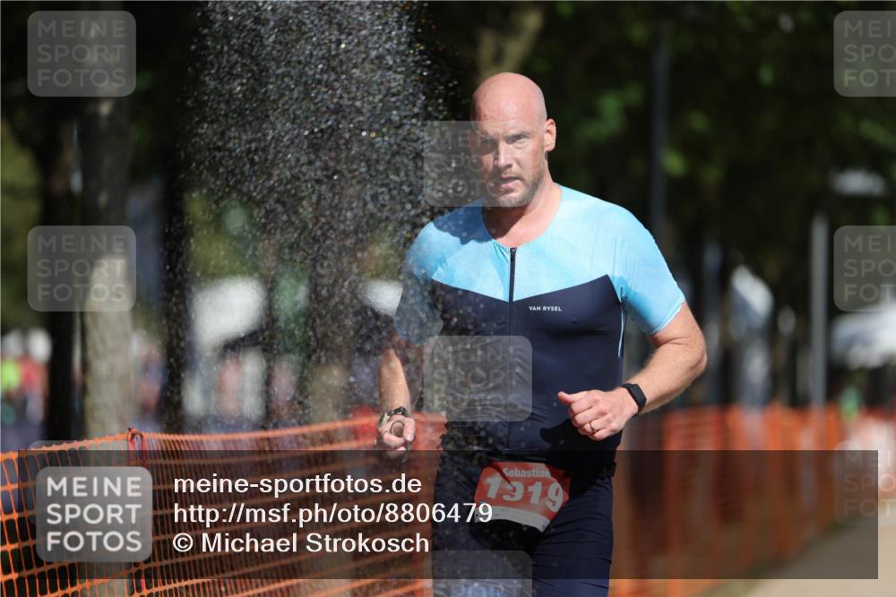 07.09.2025 - 19. Norderstedt Triathlon Michael Strokosch http://msf.ph/oto/8806479 07.09.2025 12:09:54 Laufen 860, 1153, 1197, 1319 meine-sportfotos.de