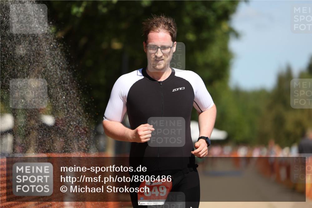 07.09.2025 - 19. Norderstedt Triathlon Michael Strokosch http://msf.ph/oto/8806486 07.09.2025 12:39:17 Laufen 791, 826, 849 meine-sportfotos.de