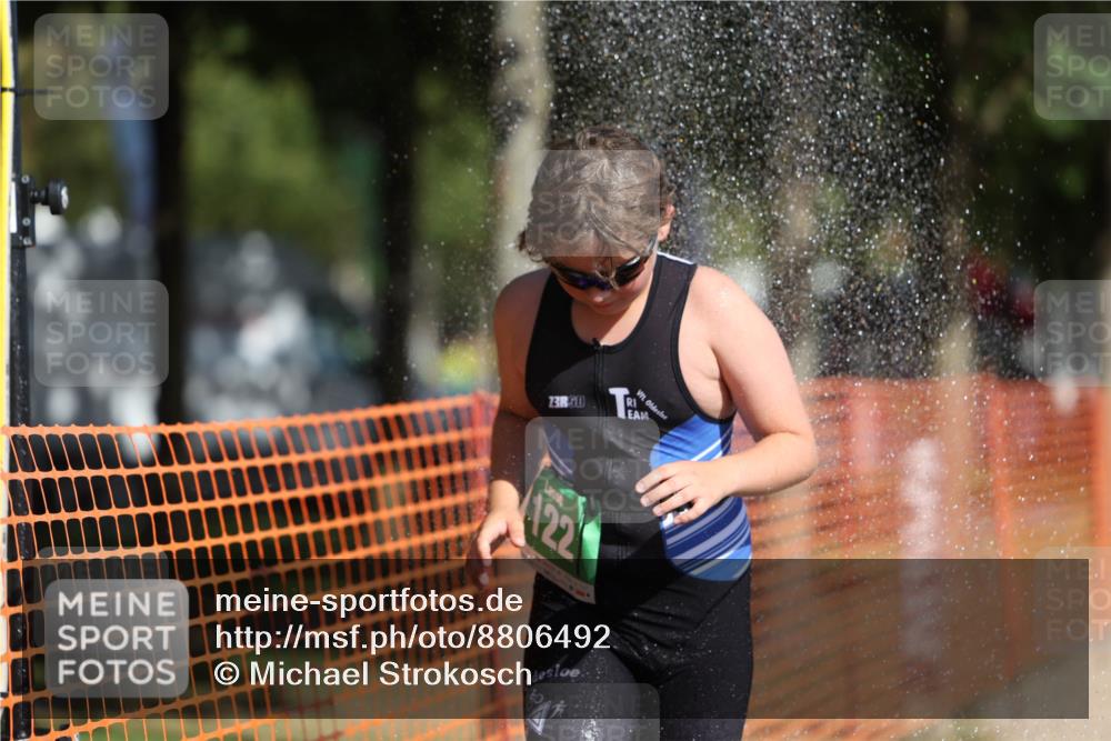 07.09.2025 - 19. Norderstedt Triathlon Michael Strokosch http://msf.ph/oto/8806492 07.09.2025 11:15:35 Laufen 122 meine-sportfotos.de