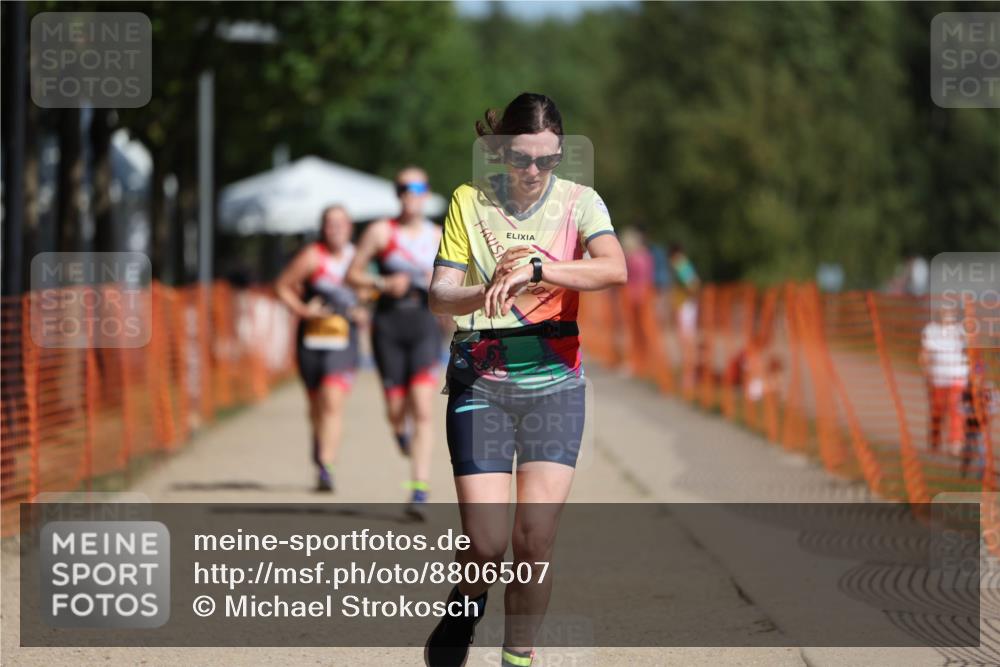 07.09.2025 - 19. Norderstedt Triathlon Michael Strokosch http://msf.ph/oto/8806507 07.09.2025 12:09:56 Laufen 860, 1153, 1197, 1319 meine-sportfotos.de