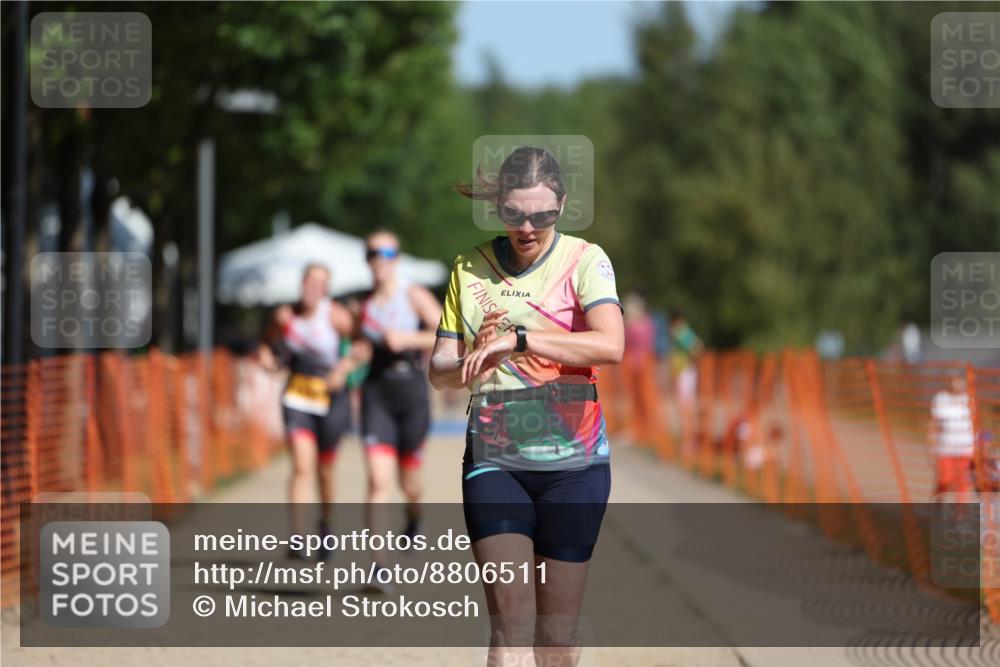 07.09.2025 - 19. Norderstedt Triathlon Michael Strokosch http://msf.ph/oto/8806511 07.09.2025 12:09:56 Laufen 860, 1153, 1197, 1319 meine-sportfotos.de
