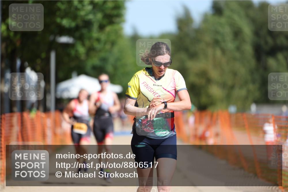 07.09.2025 - 19. Norderstedt Triathlon Michael Strokosch http://msf.ph/oto/8806517 07.09.2025 12:09:57 Laufen 860, 1153, 1197, 1319 meine-sportfotos.de