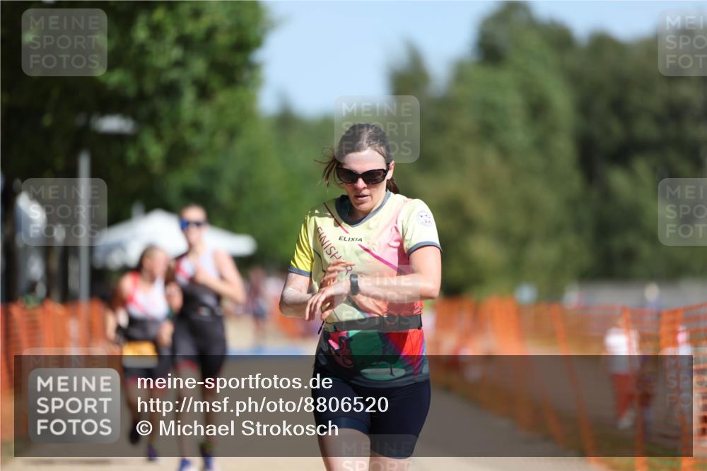 07.09.2025 - 19. Norderstedt Triathlon Michael Strokosch http://msf.ph/oto/8806520 07.09.2025 12:09:57 Laufen 860, 1153, 1197, 1319 meine-sportfotos.de