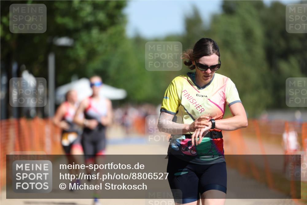 07.09.2025 - 19. Norderstedt Triathlon Michael Strokosch http://msf.ph/oto/8806527 07.09.2025 12:09:57 Laufen 860, 1153, 1197, 1319 meine-sportfotos.de