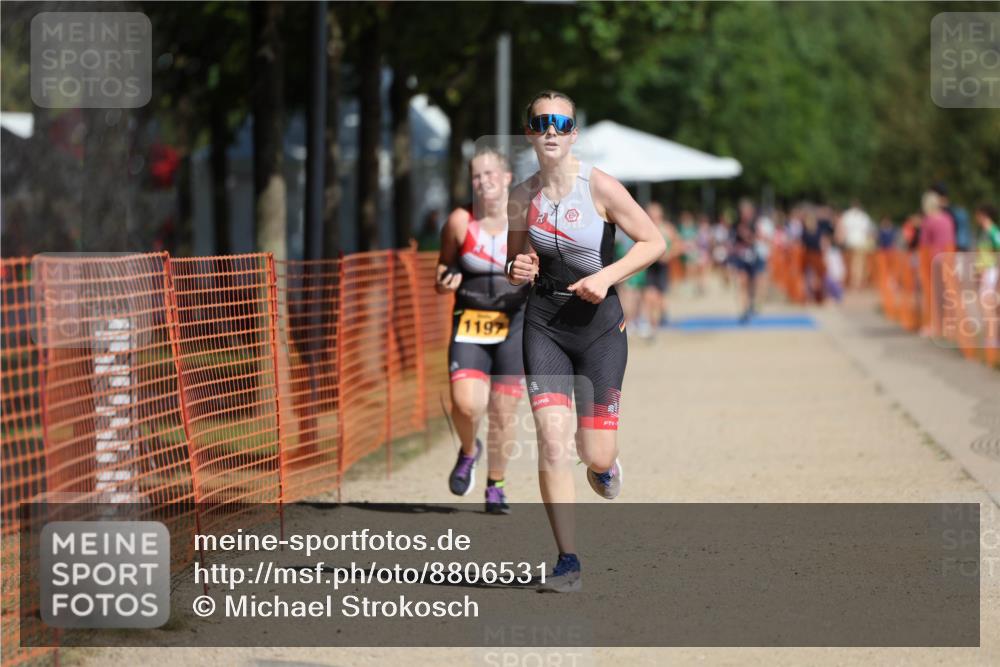 07.09.2025 - 19. Norderstedt Triathlon Michael Strokosch http://msf.ph/oto/8806531 07.09.2025 12:09:58 Laufen 860, 1153, 1197 meine-sportfotos.de