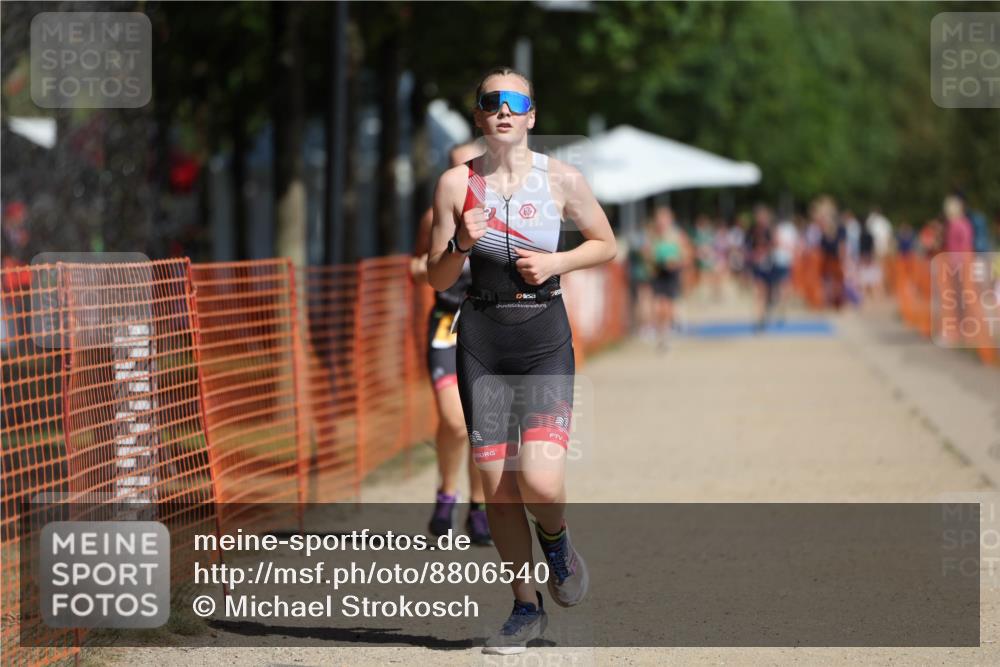 07.09.2025 - 19. Norderstedt Triathlon Michael Strokosch http://msf.ph/oto/8806540 07.09.2025 12:09:59 Laufen 860, 1153, 1197 meine-sportfotos.de