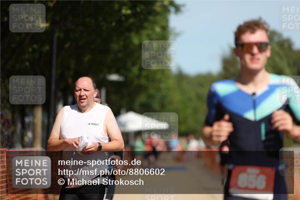 07.09.2025 - 19. Norderstedt Triathlon Michael Strokosch http://msf.ph/oto/8806602 07.09.2025 12:39:56 Laufen 243, 767, 852, 856, 1255, 1276, 1359 meine-sportfotos.de