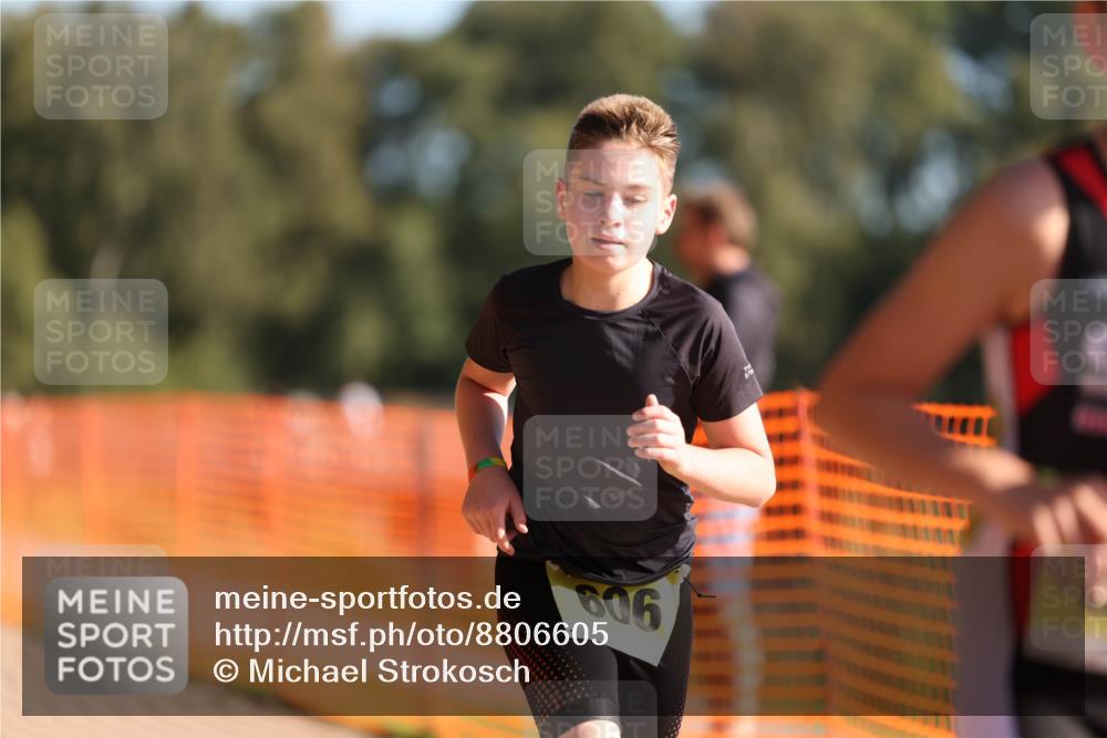 07.09.2025 - 19. Norderstedt Triathlon Michael Strokosch http://msf.ph/oto/8806605 07.09.2025 09:47:02 Laufen 602, 606, 608, 615, 622 meine-sportfotos.de