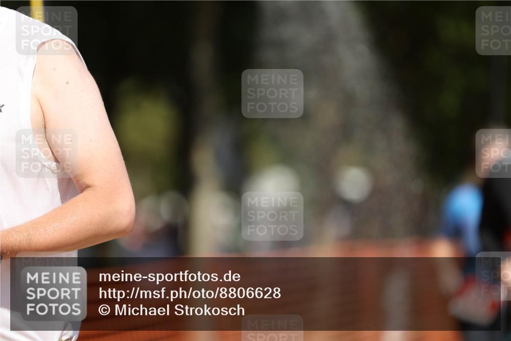 07.09.2025 - 19. Norderstedt Triathlon Michael Strokosch http://msf.ph/oto/8806628 07.09.2025 12:39:58 Laufen 243, 852, 856, 1255, 1276, 1359 meine-sportfotos.de