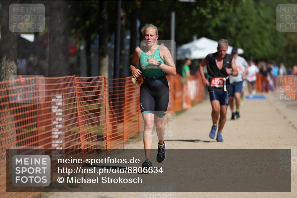07.09.2025 - 19. Norderstedt Triathlon Michael Strokosch http://msf.ph/oto/8806634 07.09.2025 12:10:14 Laufen 1164, 1279 meine-sportfotos.de