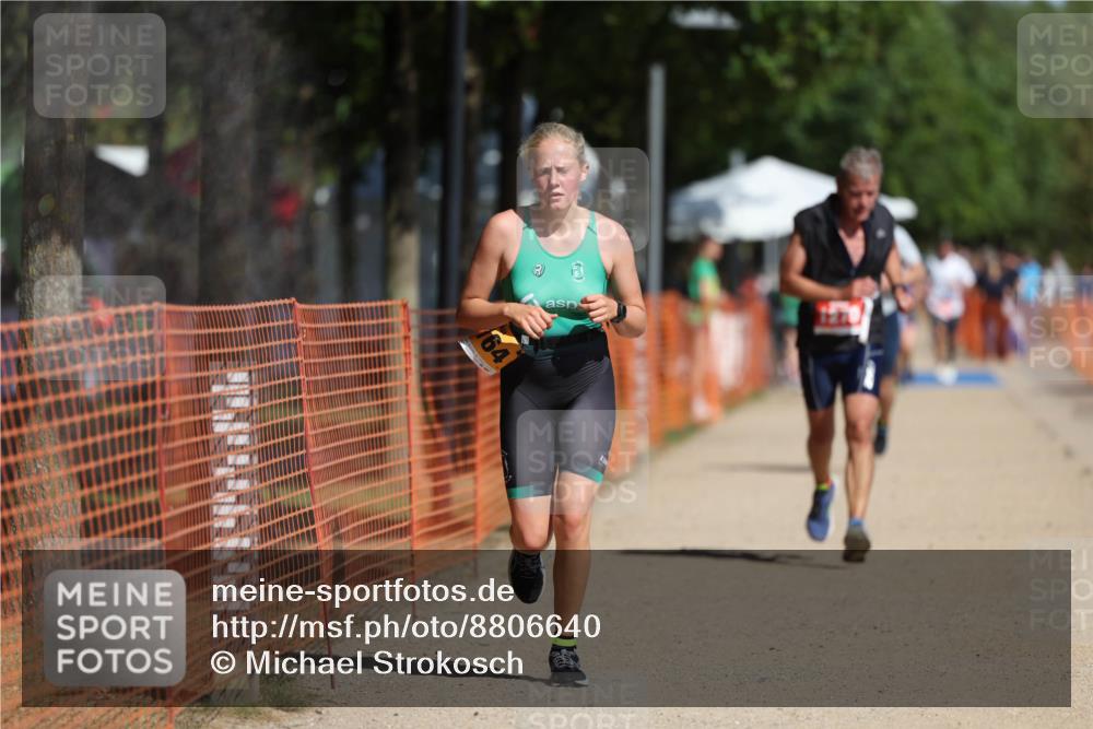 07.09.2025 - 19. Norderstedt Triathlon Michael Strokosch http://msf.ph/oto/8806640 07.09.2025 12:10:14 Laufen 1164, 1279 meine-sportfotos.de