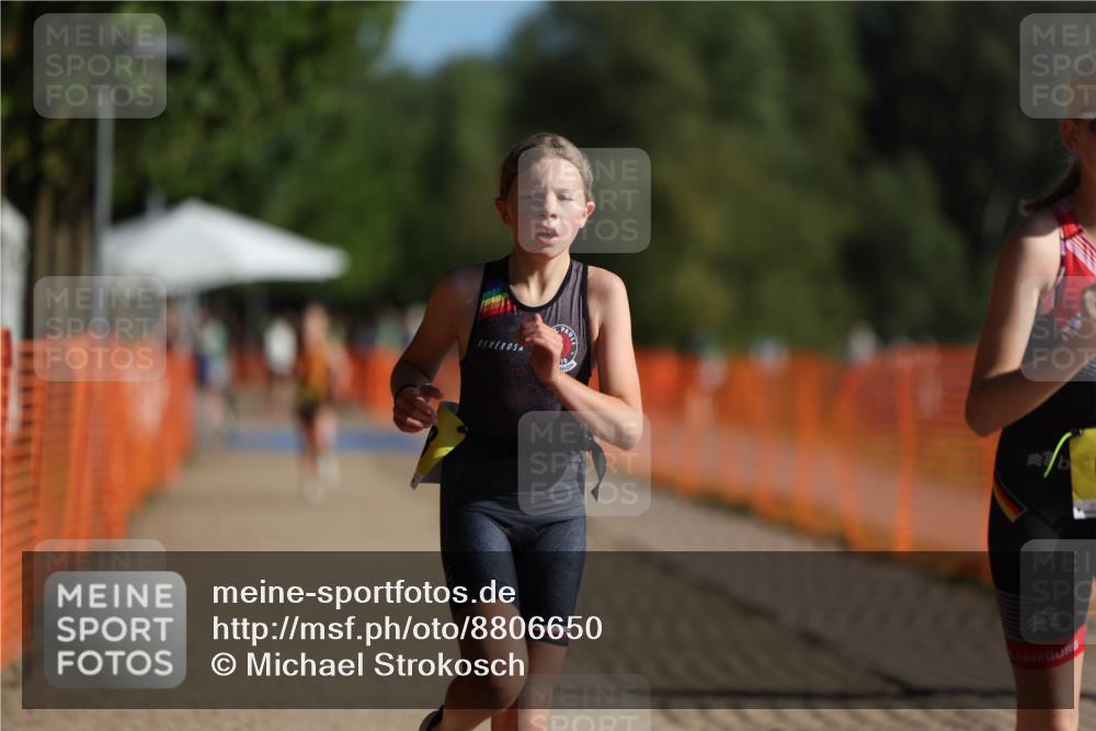07.09.2025 - 19. Norderstedt Triathlon Michael Strokosch http://msf.ph/oto/8806650 07.09.2025 09:47:05 Laufen 602, 606, 608, 615 meine-sportfotos.de