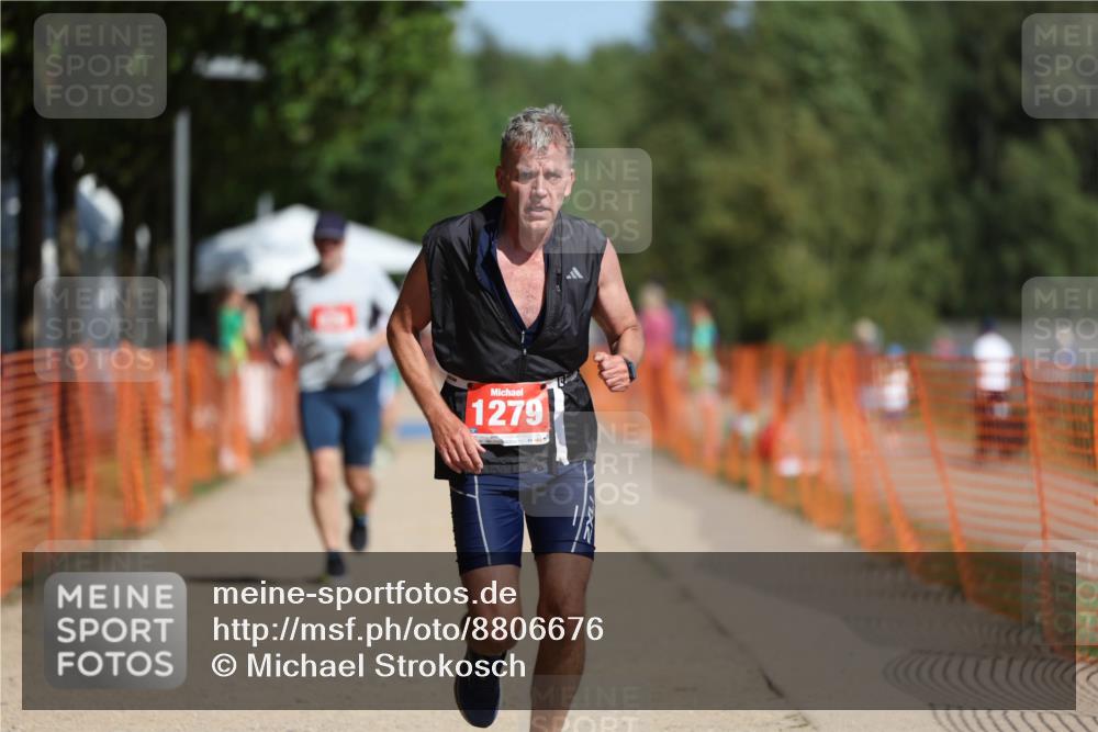 07.09.2025 - 19. Norderstedt Triathlon Michael Strokosch http://msf.ph/oto/8806676 07.09.2025 12:10:17 Laufen 826, 1164, 1279 meine-sportfotos.de