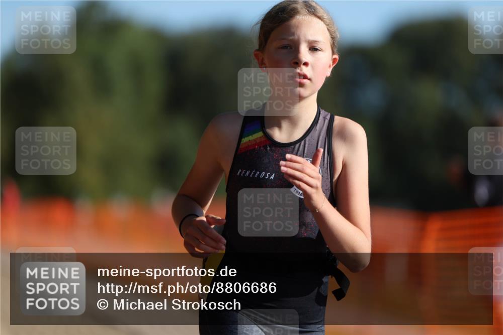 07.09.2025 - 19. Norderstedt Triathlon Michael Strokosch http://msf.ph/oto/8806686 07.09.2025 09:47:06 Laufen 602, 606, 608 meine-sportfotos.de