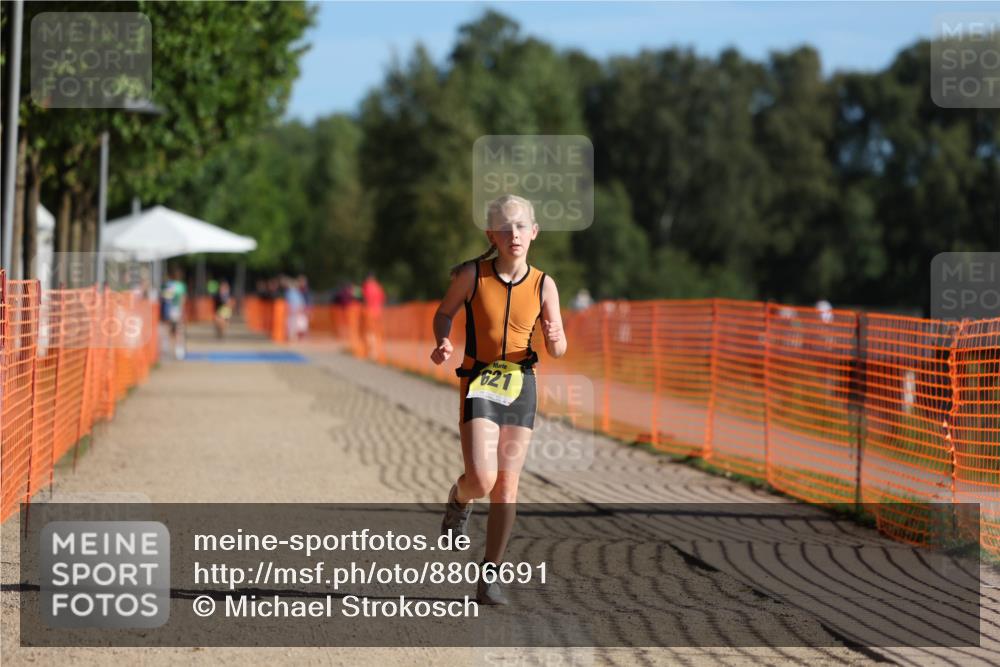 07.09.2025 - 19. Norderstedt Triathlon Michael Strokosch http://msf.ph/oto/8806691 07.09.2025 09:47:15 Laufen 621 meine-sportfotos.de
