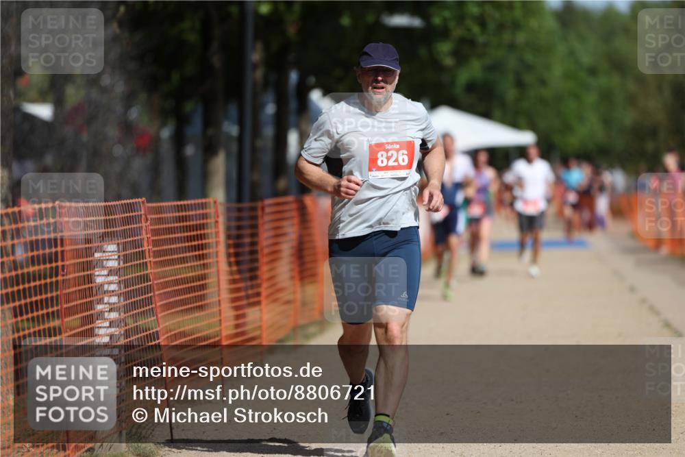 07.09.2025 - 19. Norderstedt Triathlon Michael Strokosch http://msf.ph/oto/8806721 07.09.2025 12:10:21 Laufen 826, 1279 meine-sportfotos.de