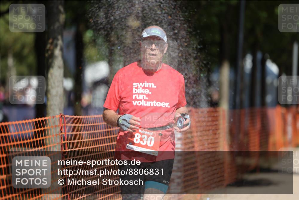 07.09.2025 - 19. Norderstedt Triathlon Michael Strokosch http://msf.ph/oto/8806831 07.09.2025 12:40:29 Laufen 146, 170, 830 meine-sportfotos.de