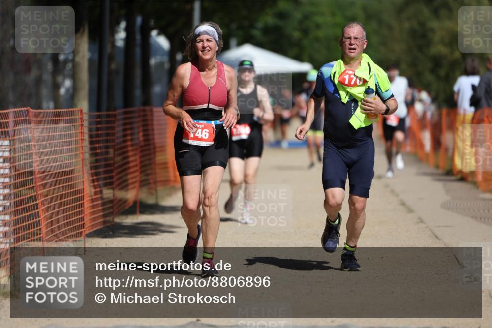 07.09.2025 - 19. Norderstedt Triathlon Michael Strokosch http://msf.ph/oto/8806896 07.09.2025 12:40:33 Laufen 146, 170, 830, 1288 meine-sportfotos.de