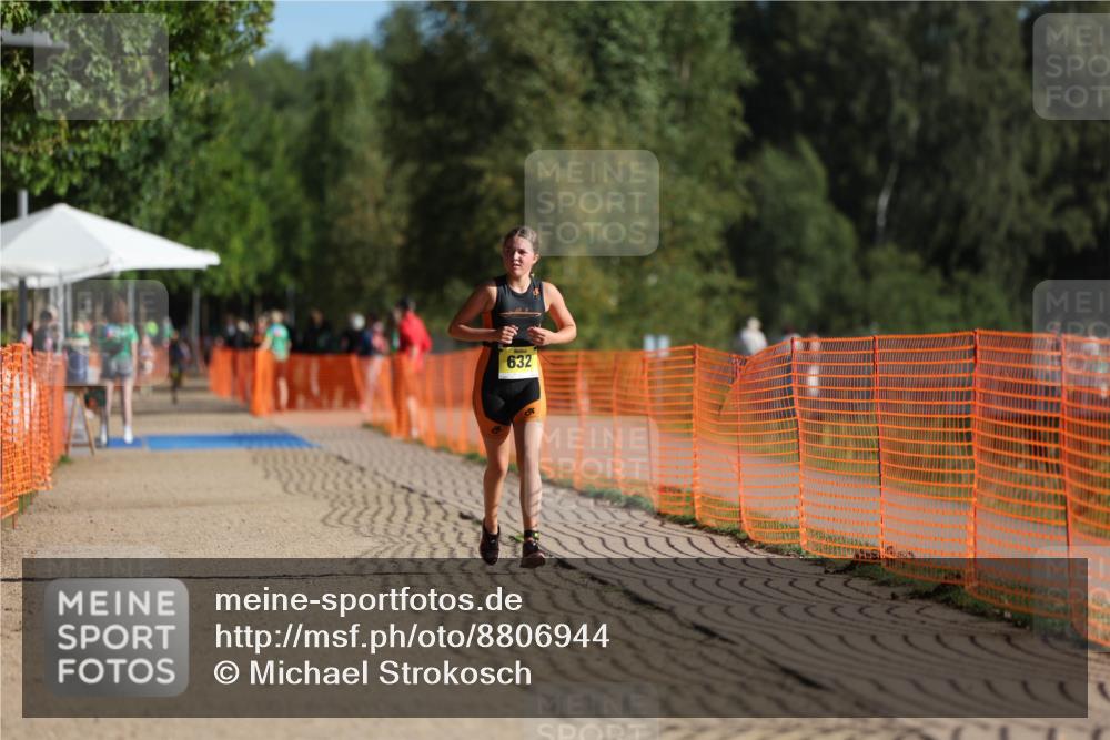 07.09.2025 - 19. Norderstedt Triathlon Michael Strokosch http://msf.ph/oto/8806944 07.09.2025 09:47:42 Laufen 575, 632 meine-sportfotos.de