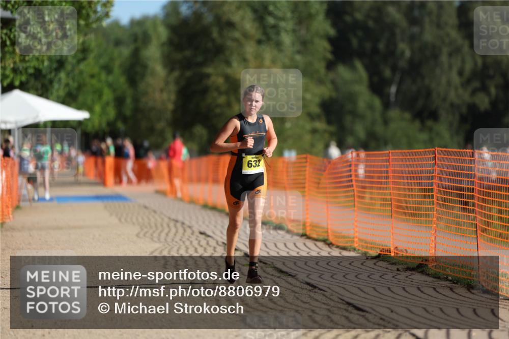 07.09.2025 - 19. Norderstedt Triathlon Michael Strokosch http://msf.ph/oto/8806979 07.09.2025 09:47:44 Laufen 575, 632 meine-sportfotos.de
